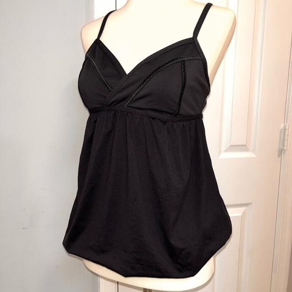 - LuLuLemon Rehearsal Tank Top Size 8 - Picture 1 of 11